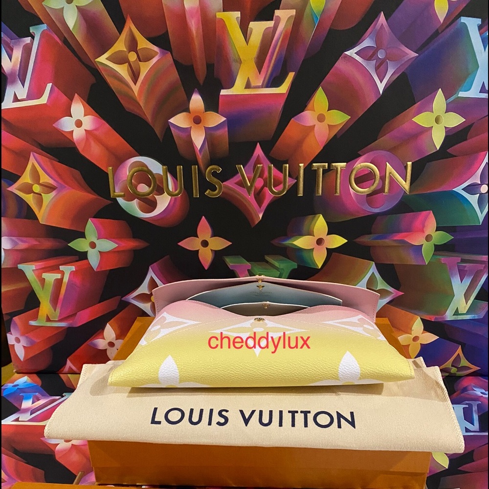 ⛱🏊🏼‍♀️Authentic Brand NEW Louis Vuitton Limited Edition Kirigami Set Pochette - Picture 8 of 14